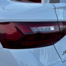 Volkswagen JETTA Lateral izquierdo 7